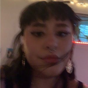 Meet your Posher 🦋